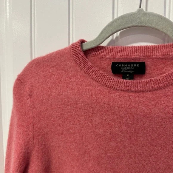 100% Cashmere Clubroom Luxury | Heirloom Rose Color | Size: Medium - Picture 2 of 7